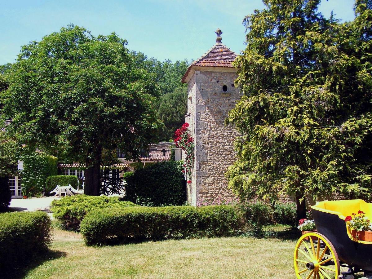 Domaine De Gavaudun Villa Екстериор снимка